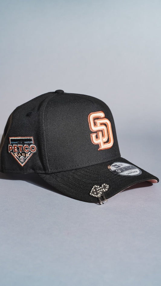 NEW ERA 9FIFTY A-FRAME BLACK SAN DIEGO PADRES SNAPBACK W/ PETCO PARK SIDE PATCH