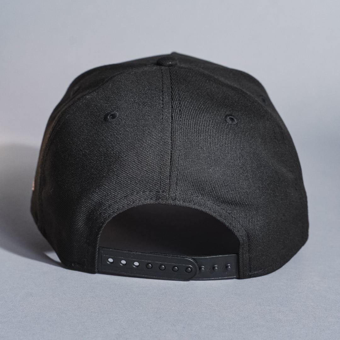 NEW ERA 9FIFTY A-FRAME BLACK SAN DIEGO PADRES SNAPBACK W/ PETCO PARK SIDE PATCH