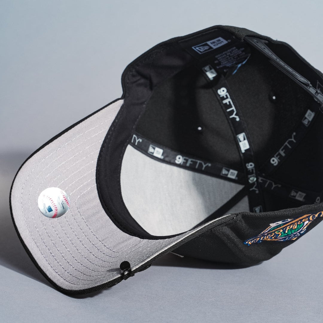 NEW ERA 9FIFTY A-FRAME BLACK TORONTO BLUE JAYS SNAPBACK W/ 1992 WORLD SERIES SIDE PATCH