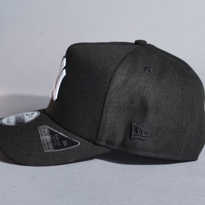 NEW ERA 9FIFTY A-FRAME BLACK NEW YORK YANKEES SNAPBACK W/ SUBWAY SERIES SIDE PATCH
