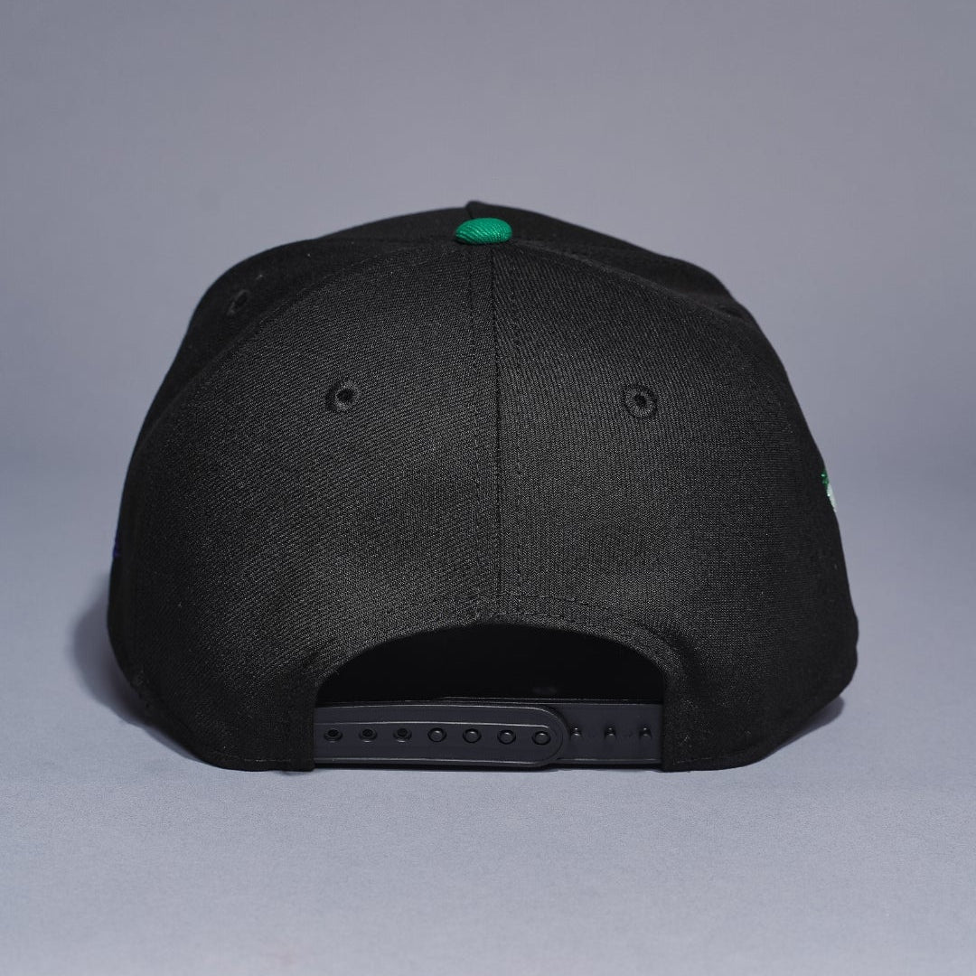 NEW ERA 9FIFTY A-FRAME BLACK/PURPLE CHICAGO CUBS SNAPBACK W/ TOKYO SERIES SIDE PATCH