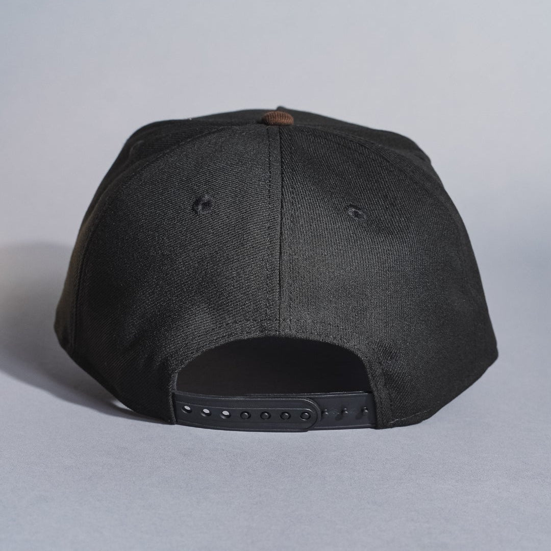 NEW ERA 9FIFTY A-FRAME BLACK/BROWN LOS ANGELES DODGERS SNAPBACK W/ WORLD SERIES CHAMPIONS SIDE PATCH
