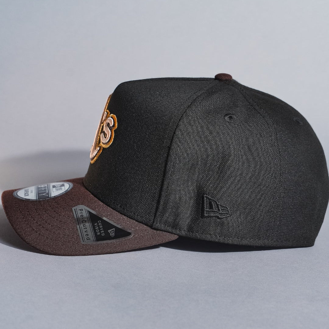 NEW ERA 9FIFTY A-FRAME BLACK/BROWN OAKLAND ATHLETICS SNAPBACK W/ RICKEY HENDERSON SIDE PATCH