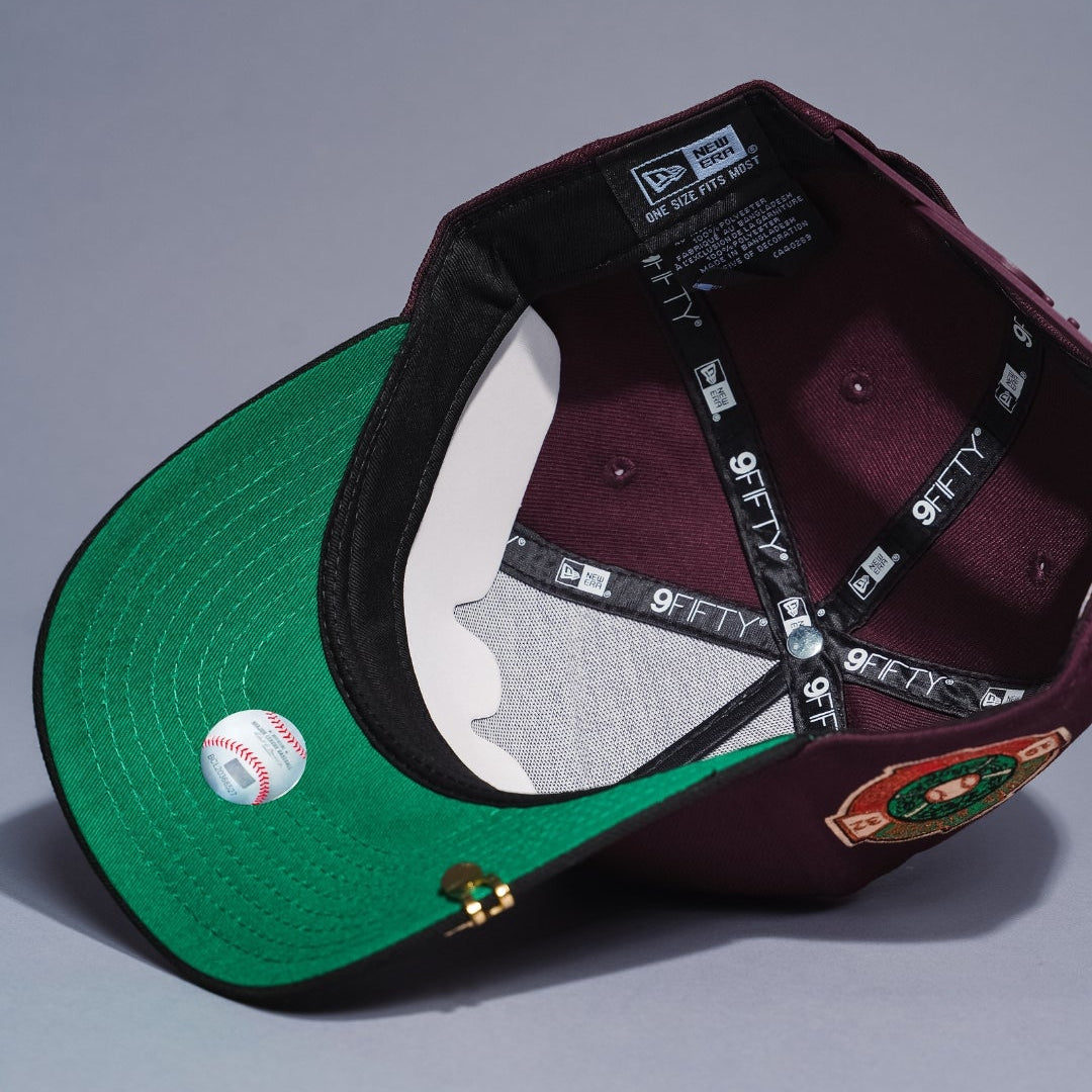 NEW ERA 9FIFTY A-FRAME BURGUNDY/BLACK NEW YORK YANKEES SNAPBACK W/ 1932 WORLD SERIES SIDE PATCH