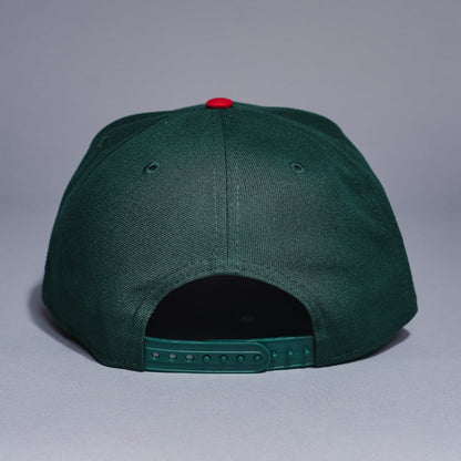 NEW ERA 9FIFTY A-FRAME FOREST GREEN/NAVY NEW YORK YANKEES SNAPBACK W/ WORLD SERIES CHAMPIONS SIDE PATCH