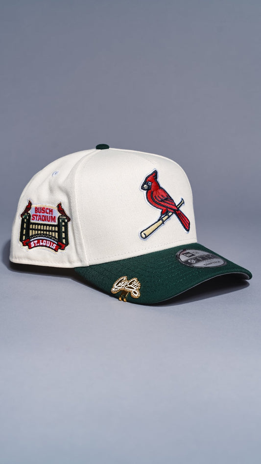 NEW ERA 9FIFTY A-FRAME CHROME/FOREST GREEN ST LOUIS CARDINALS SNAPBACK W/ BUSCH STADIUM SIDE PATCH
