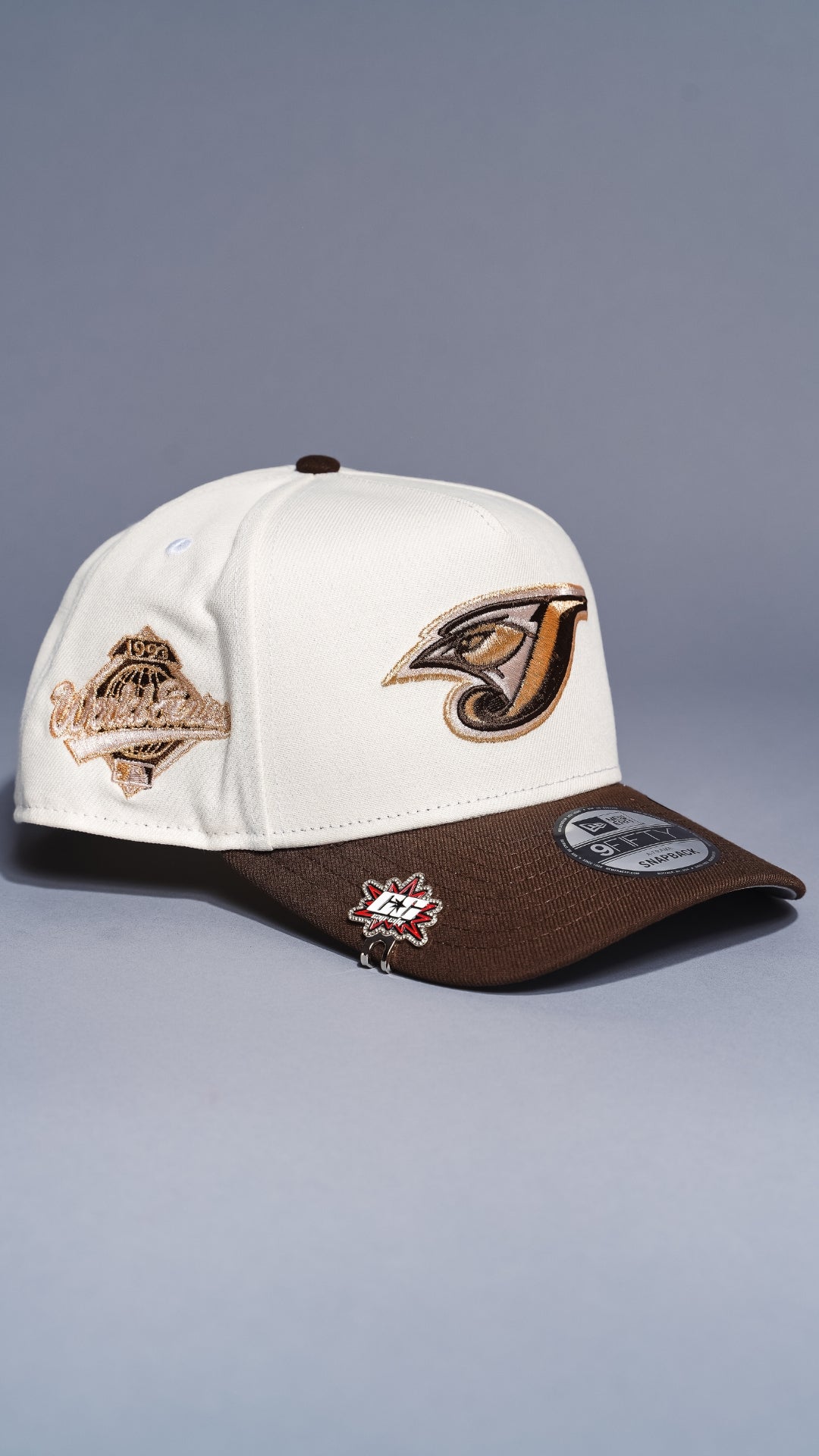 NEW ERA 9FIFTY A-FRAME CHROME/BROWN TORONTO BLUE JAYS W/ WORLD SERIES SIDE PATCH