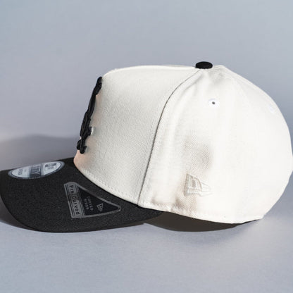 NEW ERA 9FIFTY A-FRAME CHROME/BLACK CHICAGO WHITE SOX SNAPBACK W/ 2003 ALL STAR GAME SIDE PATCH