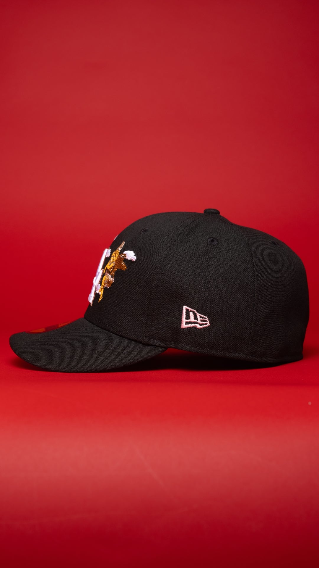 NEW ERA EXCLUSIVE 59FIFTY BLACK LOS ANGELES DODGERS "CITY OF ANGELS" W/ WORLD CHAMPIONS SIDE PATCH
