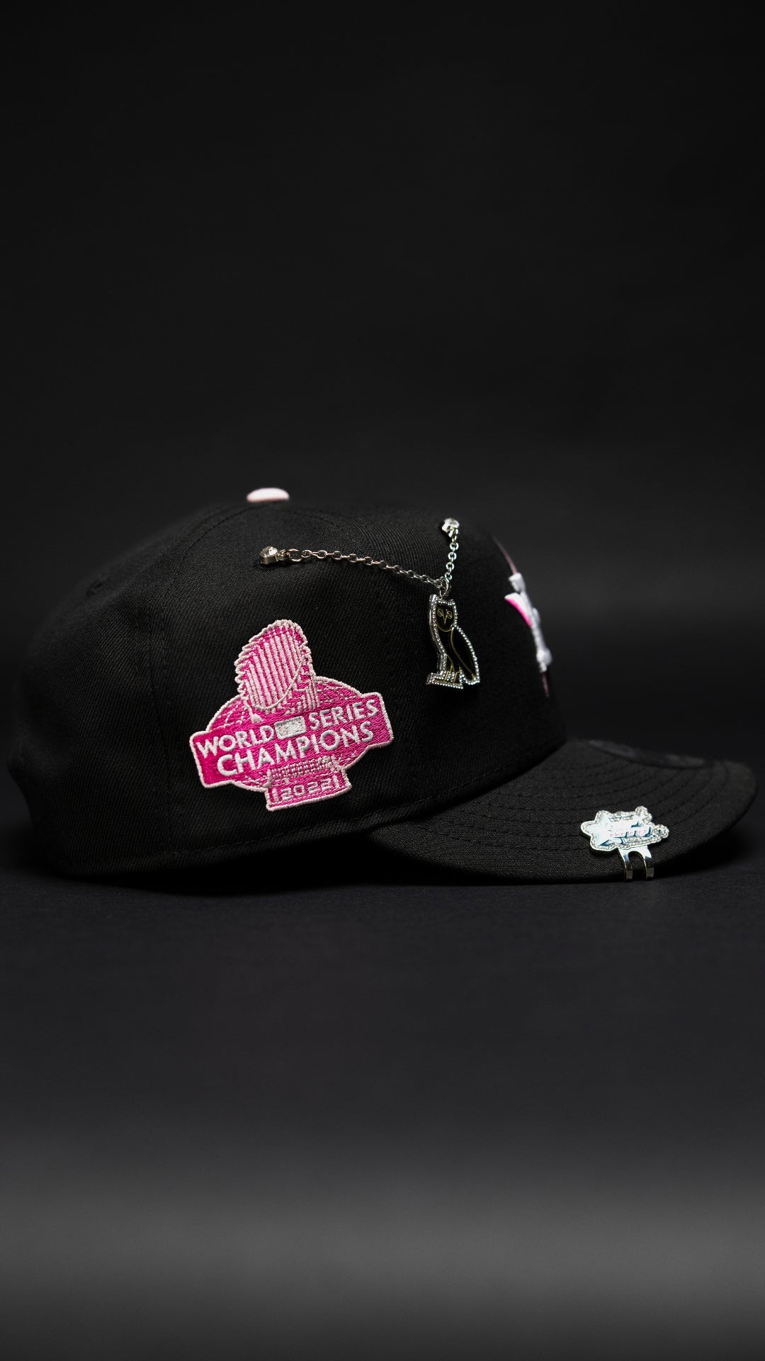 NEW ERA EXCLUSIVE 9FIFTY BLACK HOUSTON ASTROS SNAPBACK W/ WORLD SERIES CHAMPIONS SIDE PATCH