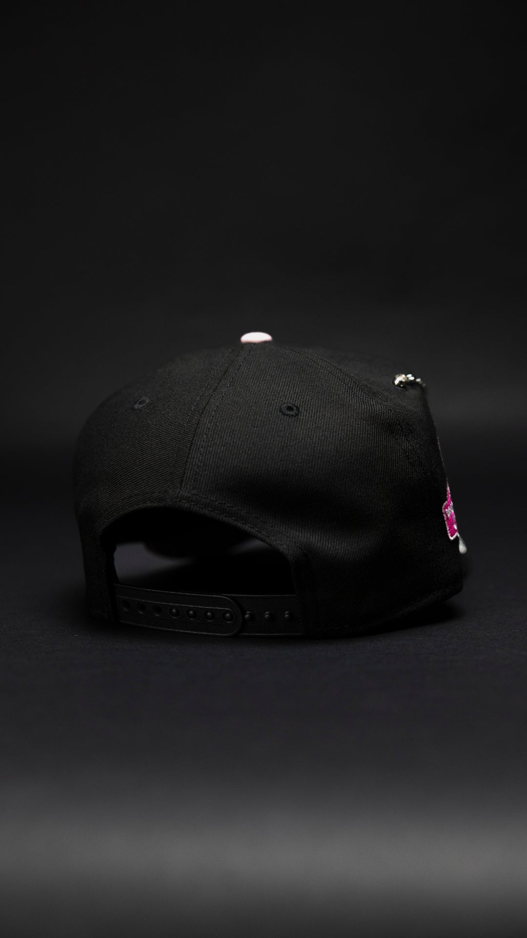 NEW ERA EXCLUSIVE 9FIFTY BLACK HOUSTON ASTROS SNAPBACK W/ WORLD SERIES CHAMPIONS SIDE PATCH