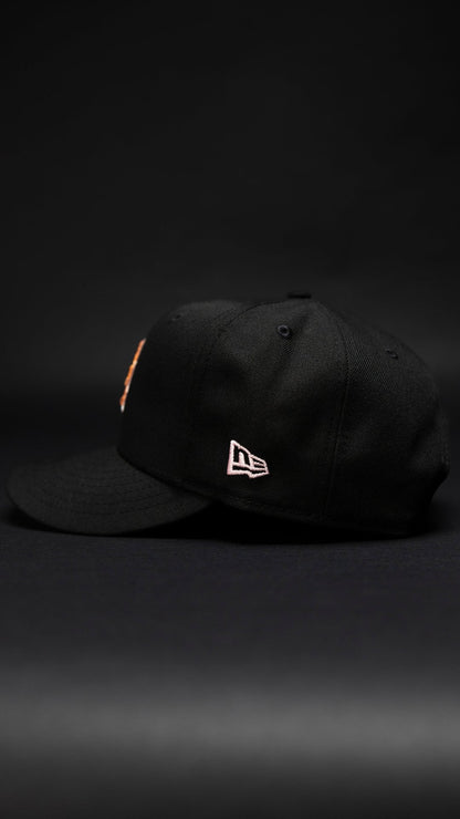 NEW ERA EXCLUSIVE 9FIFTY BLACK LOS ANGELES DODGERS SNAPBACK W/ FERNANDO VALENZUELA SIDE PATCH