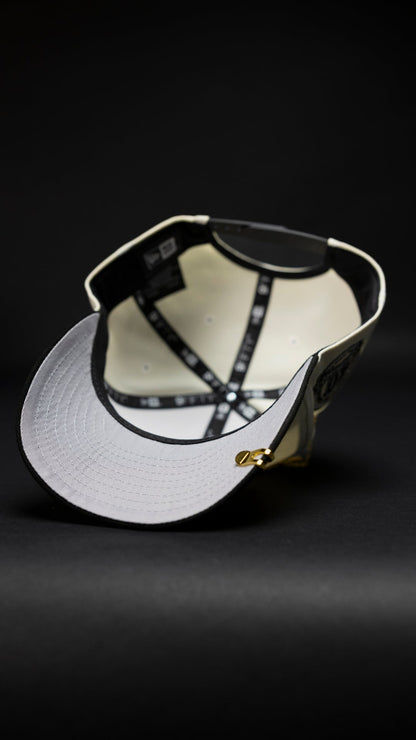 NEW ERA EXCLUSIVE 9FIFTY CHROME/BLACK LOS ANGELES KINGS SCRIPT SNAPBACK W/ 40TH ANNIVERSARY SIDE PATCH