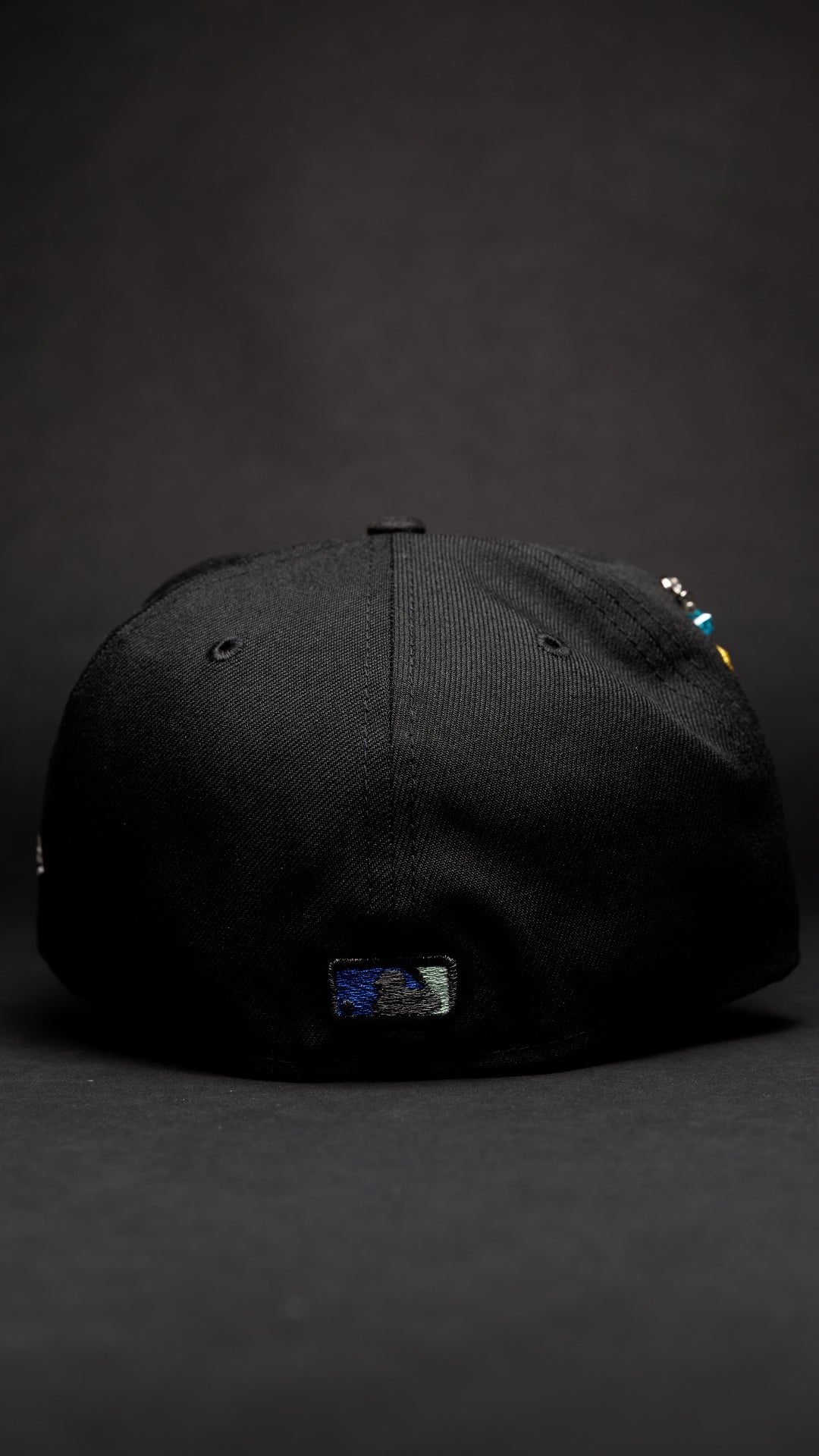 NEW ERA EXCLUSIVE 59FIFTY BLACK LOS ANGELES DODGERS W/ TOKYO SERIES SIDE PATCH
