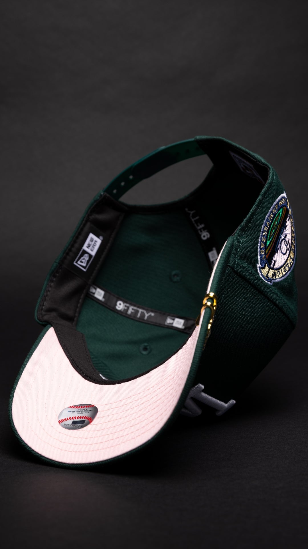 NEW ERA 9FIFTY A-FRAME FOREST GREEN LOS ANGELES DODGERS W/ PINK HEART + 50TH ANNIVERSARY SIDE PATCH