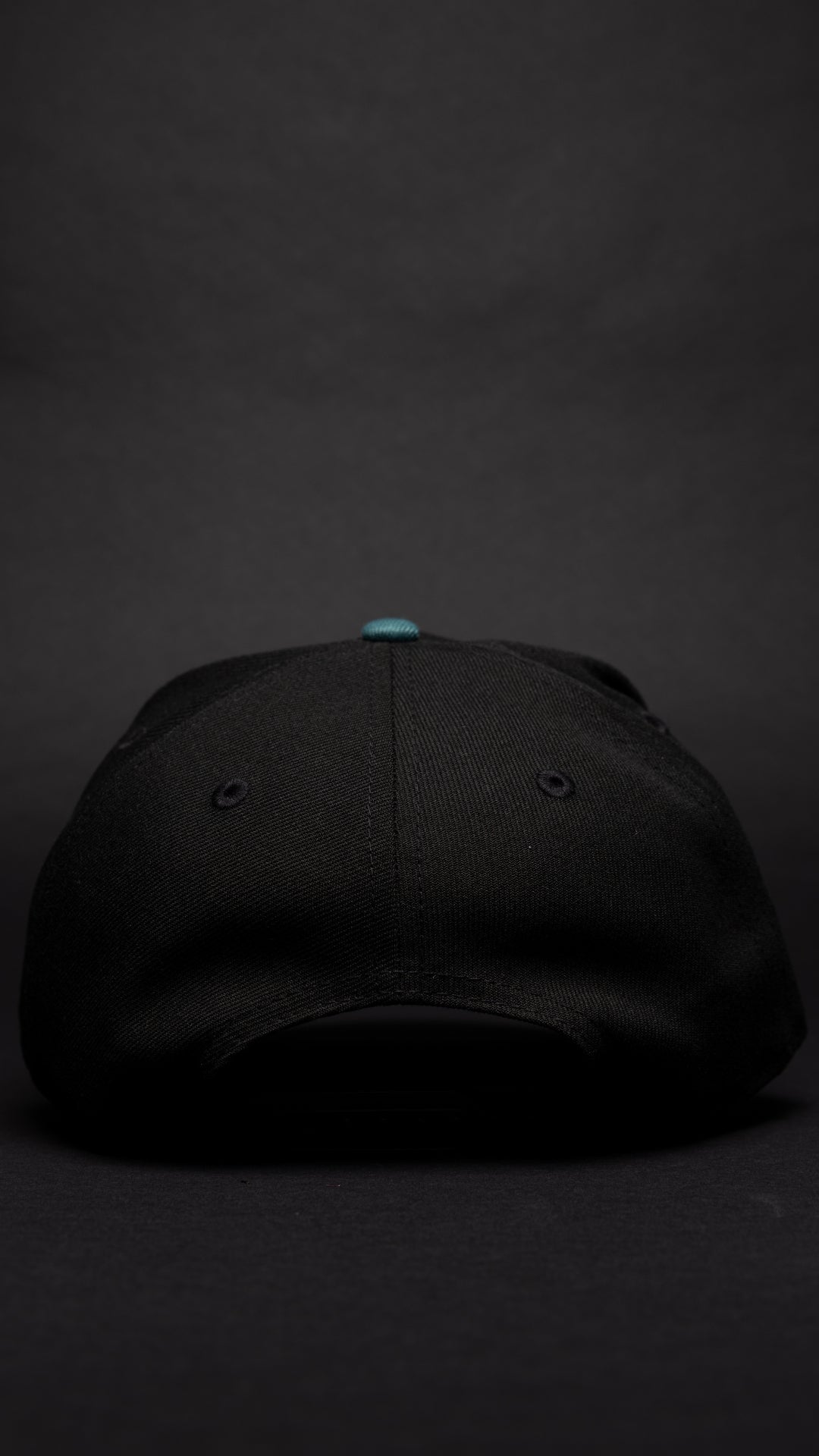 NEW ERA 9FIFTY A-FRAME BLACK/PINE GREEN LOS ANGELES DODGERS SNAPBACK W/ HEART + 40TH ANNIVERSARY SIDE PATCH
