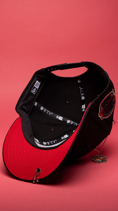 NEW ERA EXCLUSIVE 9FIFTY BLACKED OUT LOS ANGELES KINGS SCRIPT SNAPBACK W/ 25TH ANNIVERSARY SIDE PATCH