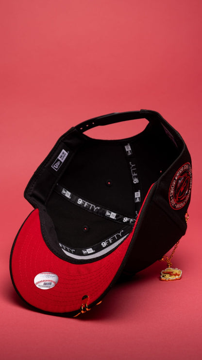 NEW ERA EXCLUSIVE 9FIFTY BLACKED OUT PITTSBURGH PIRATES SNAPBACK W/ THREE RIVES STADIUM SIDE PATCH