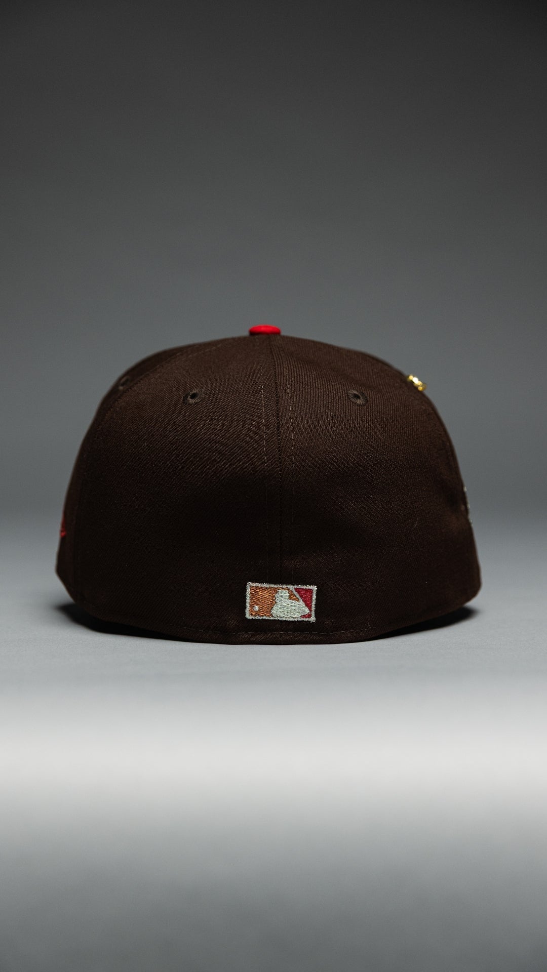 NEW ERA EXCLUSIVE 59FIFTY DARK BROWN/BLACK LOS ANGELES DODGERS W/ BURNT ROSES + 100TH ANNIVERSARY SIDE PATCH