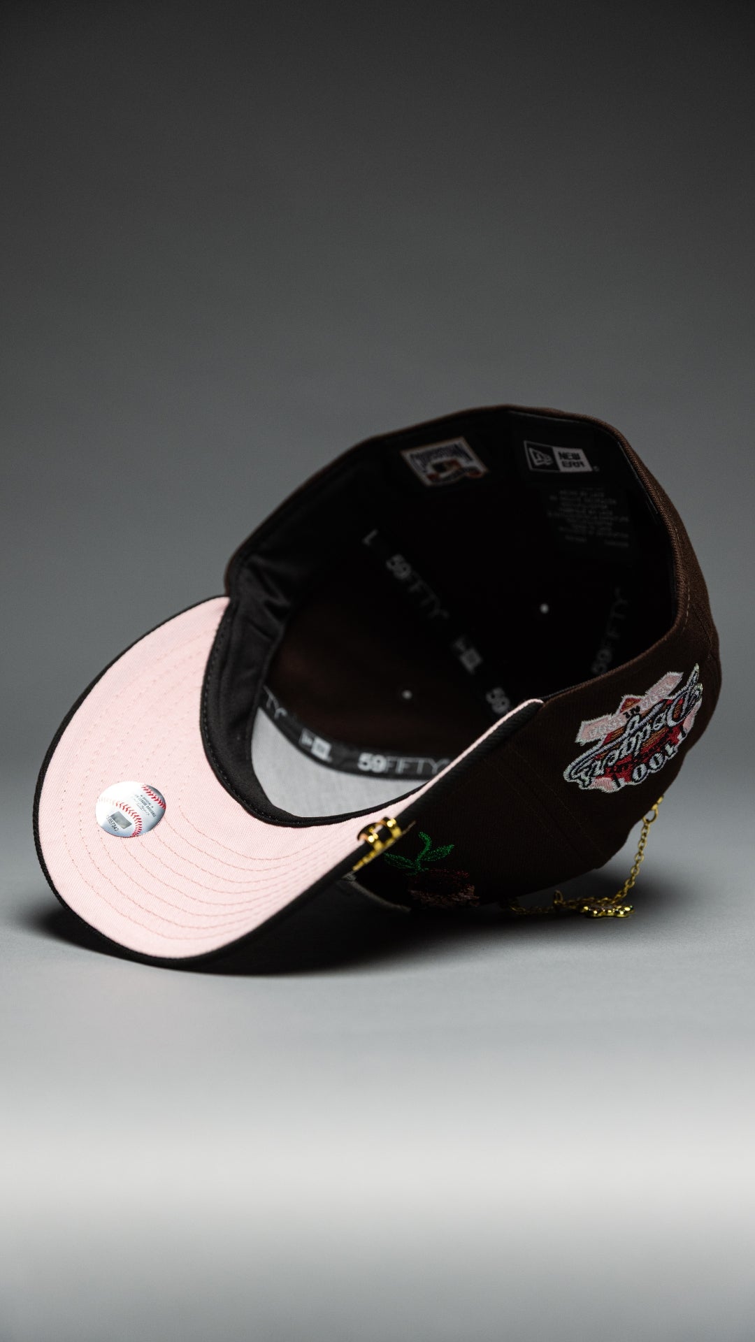 NEW ERA EXCLUSIVE 59FIFTY DARK BROWN/BLACK LOS ANGELES DODGERS W/ BURNT ROSES + 100TH ANNIVERSARY SIDE PATCH