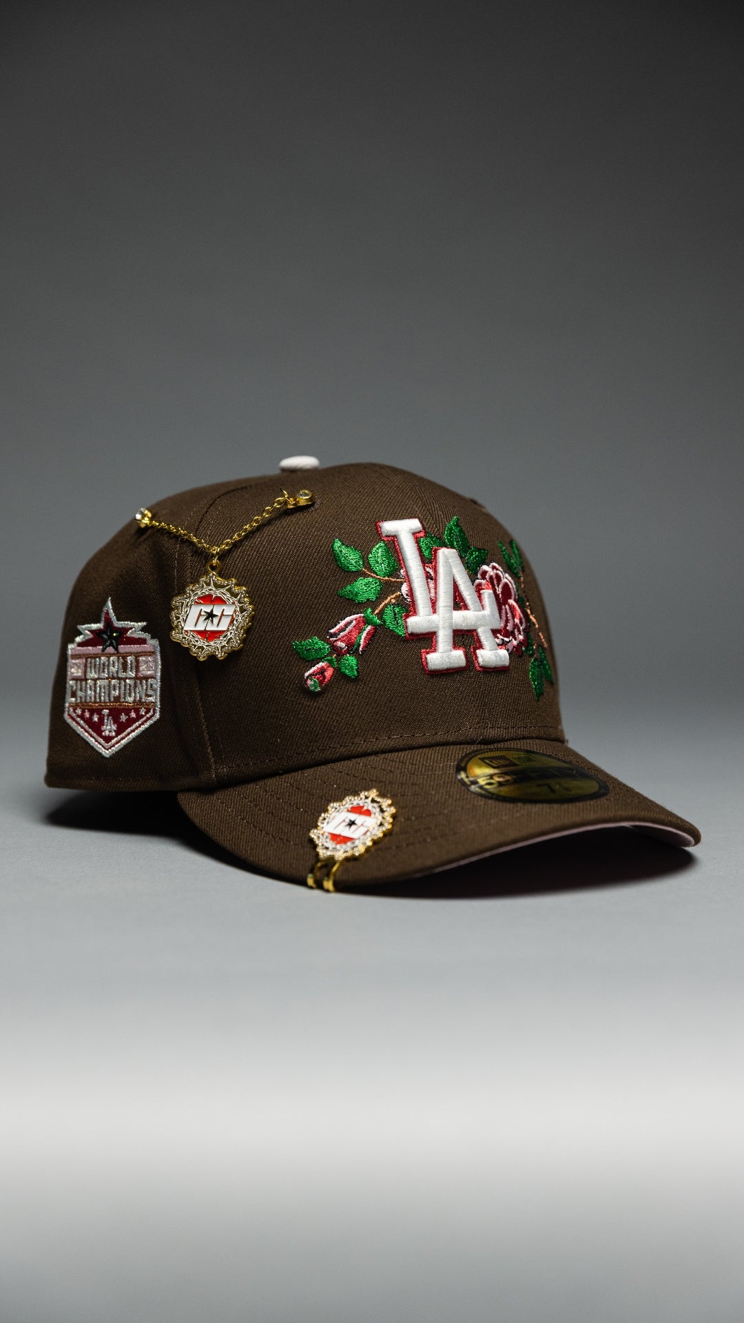 NEW ERA EXCLUSIVE 59FIFTY BROWN LOS ANGELES DODGERS W/ RED ROSE + WORLD SERIES CHAMPIONS SIDE PATCH