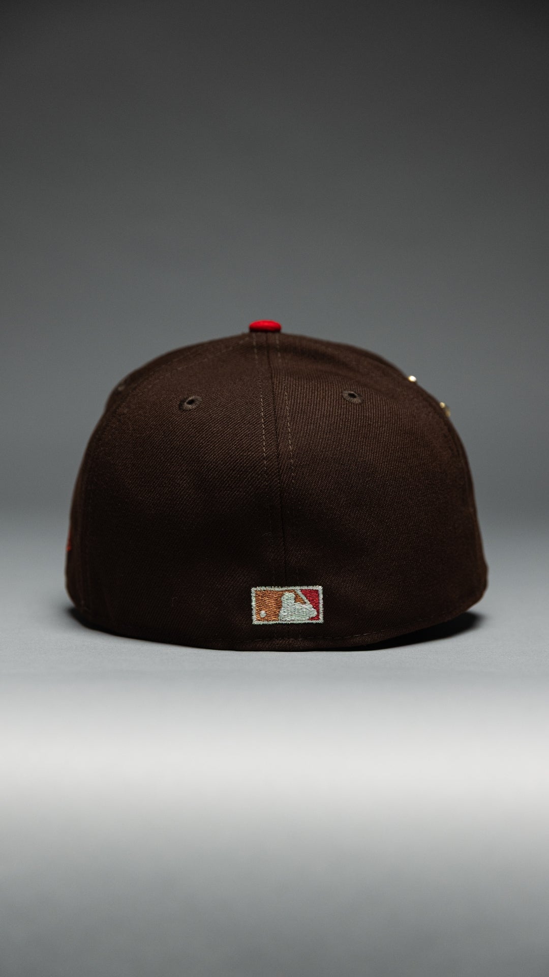 NEW ERA EXCLUSIVE 59FIFTY DARK BROWN/BLACK LOS ANGELES DODGERS W/ PINK ROSE + FERNANDO VALENZUELA SIDE PATCH