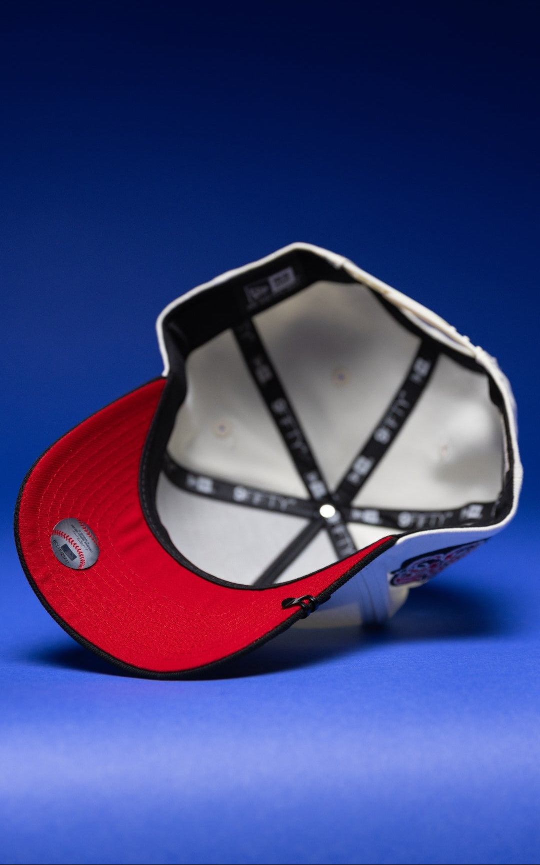 NEW ERA 9FIFTY A-FRAME CHROME/BLACK UPSIDE DOWN ANAHEIM ANGELS SNAPBACK W/ 35TH ANNIVERSARY SIDE PATCH