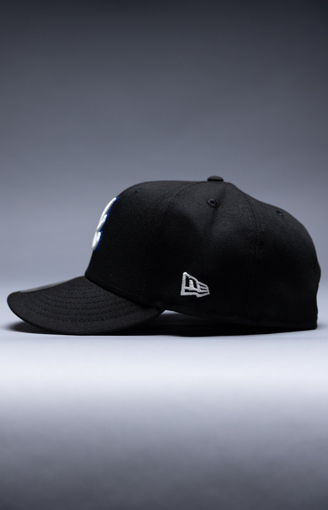 NEW ERA EXCLUSIVE 59FIFTY BLACK ATLANTA BRAVES W/ 150TH ANNIVERSARY SIDE PATCH