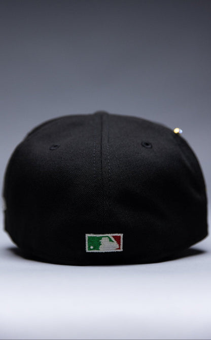NEW ERA EXCLUSIVE 59FIFTY BLACK BOSTON RED SOX W/ WORLD SERIES SIDE PATCH