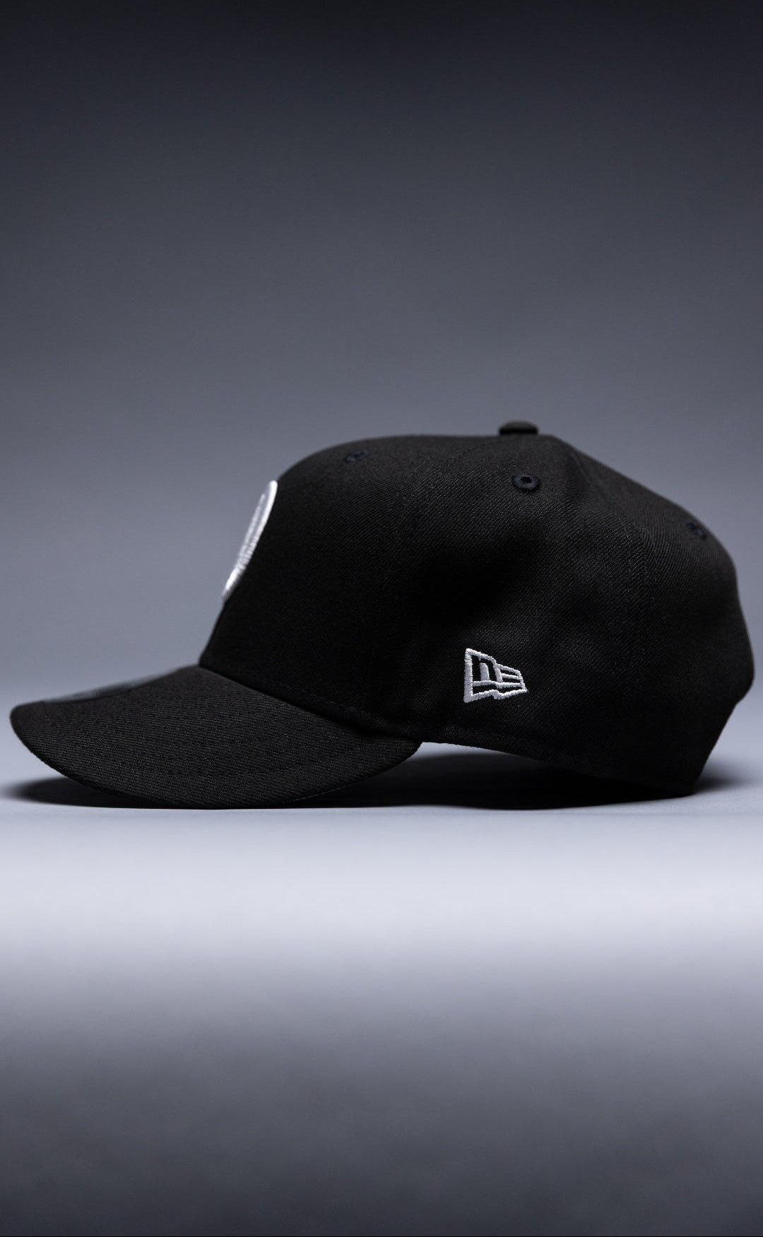 NEW ERA EXCLUSIVE 9FIFTY BLACK LOS ANGELES DODGERS SNAPBACK W/ 2024 WORLD SERIES CHAMPIONS SIDE PATCH