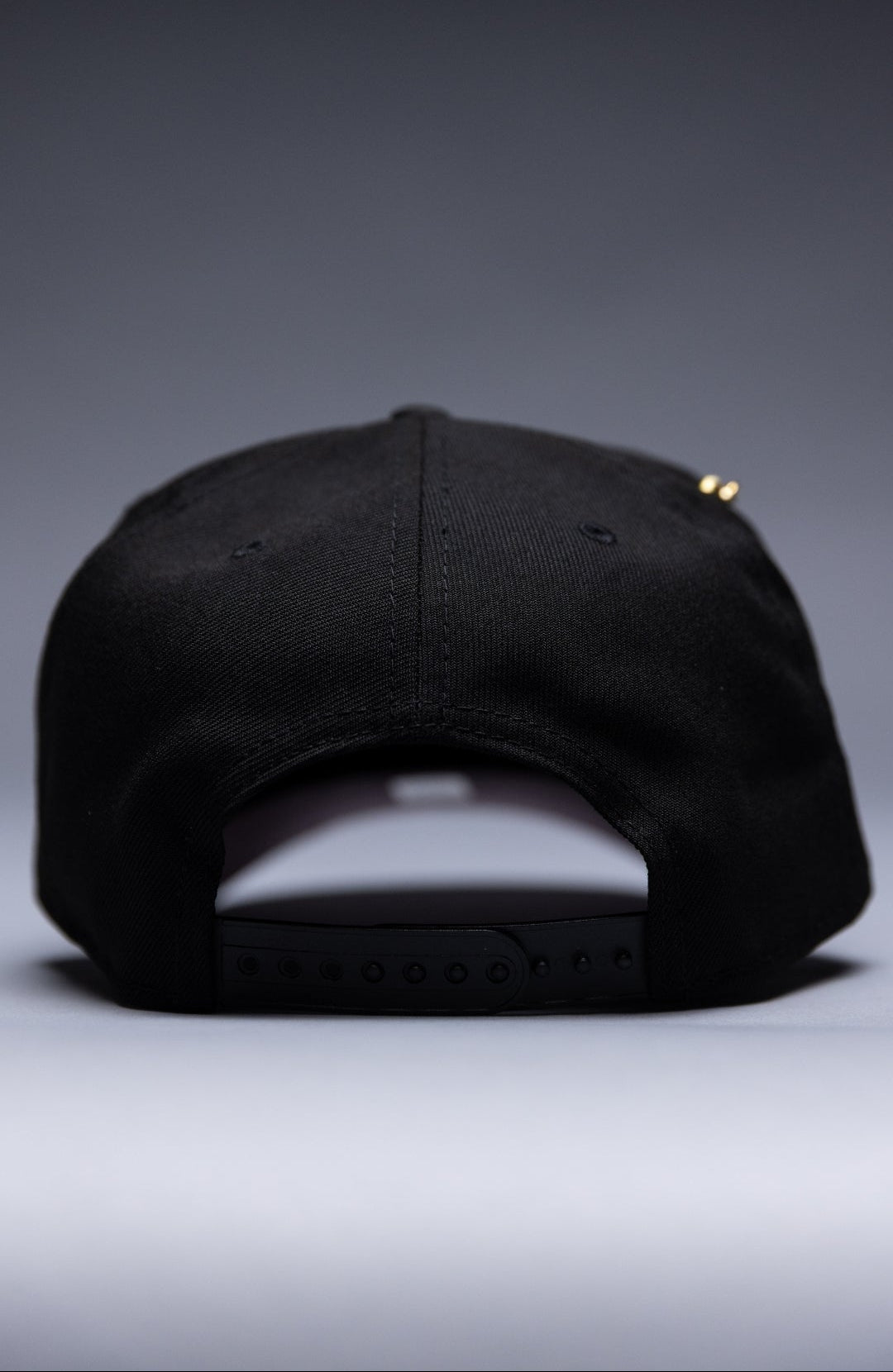 NEW ERA EXCLUSIVE 9FIFTY BLACK CHICAGO BLACKHAWKS SNAPBACK W/ ALL STAR GAME SIDE PATCH