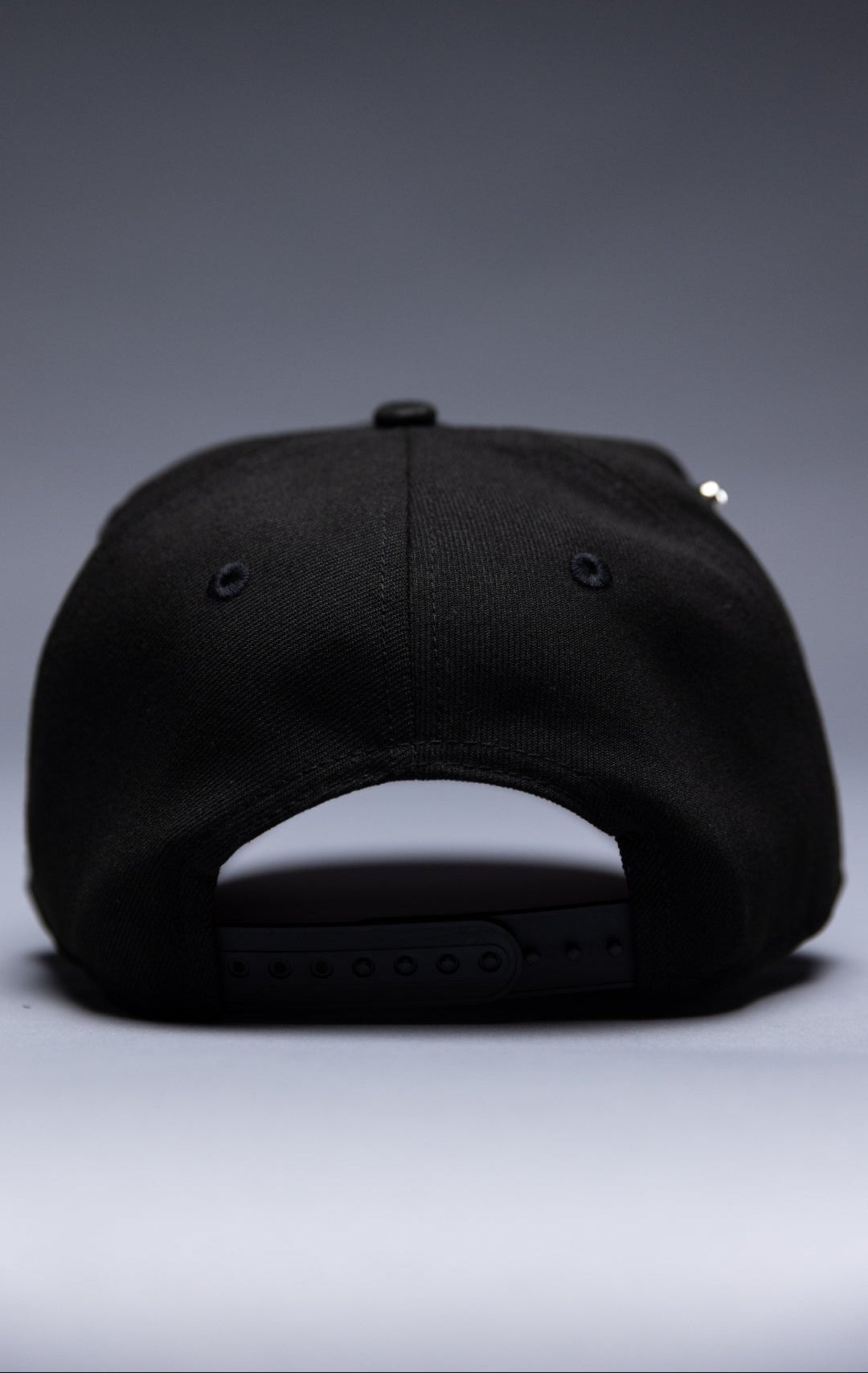 NEW ERA EXCLUSIVE 9FIFTY BLACK LOS ANGELES DODGERS SNAPBACK W/ 40TH ANNIVERSARY SIDE PATCH