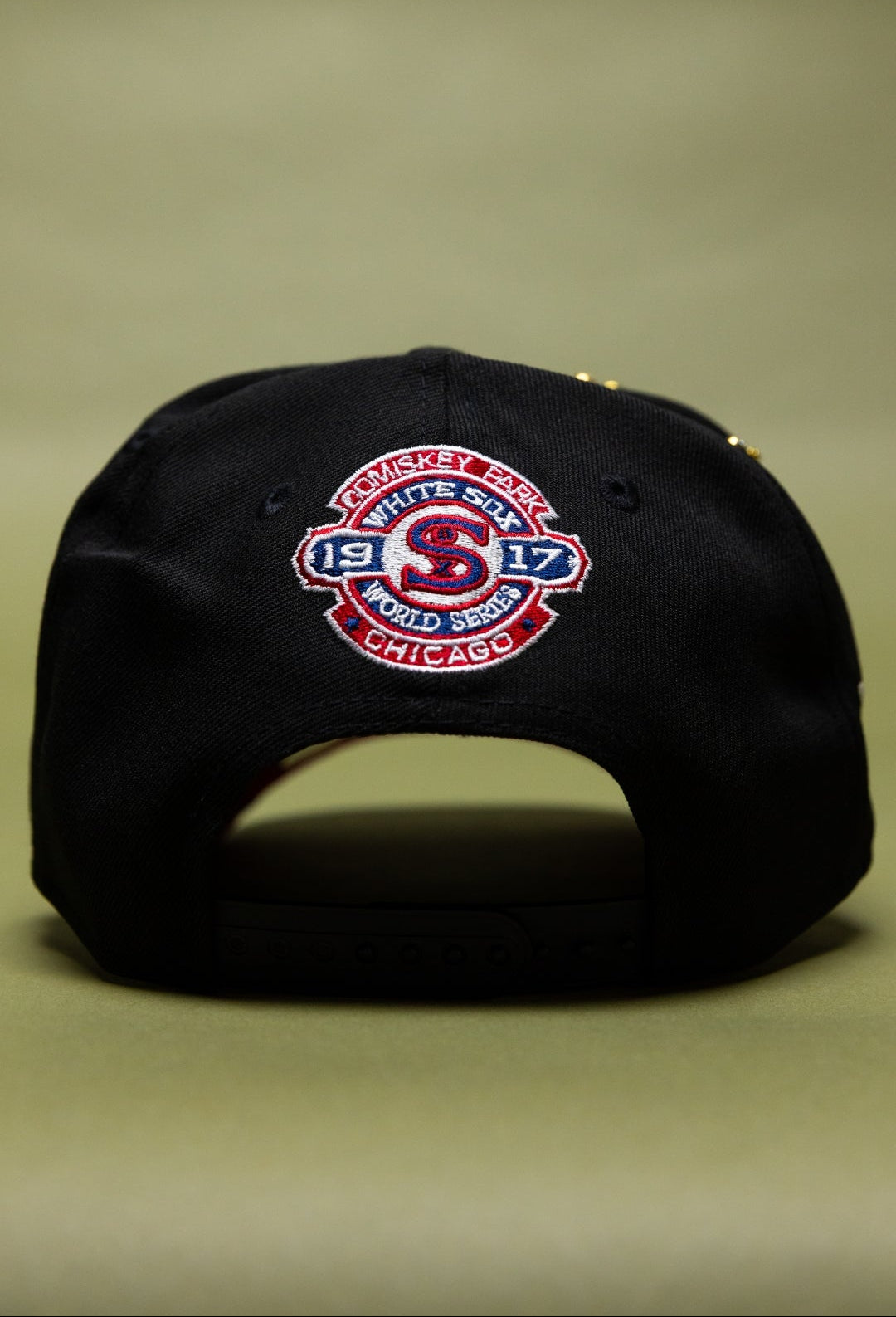 NEW ERA EXCLUSIVE 9FIFTY BLACK CHICAGO WHITE SOX SNAPBACK W/ WORLD SERIES EMBROIDERY PATCHES