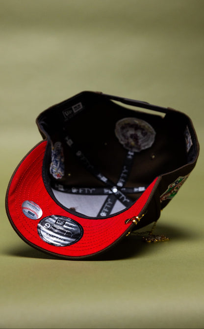 NEW ERA EXCLUSIVE 9FIFTY BROWN LOS ANGELES DODGERS SNAPBACK W/ WORLD SERIES EMBROIDERY PATCHES