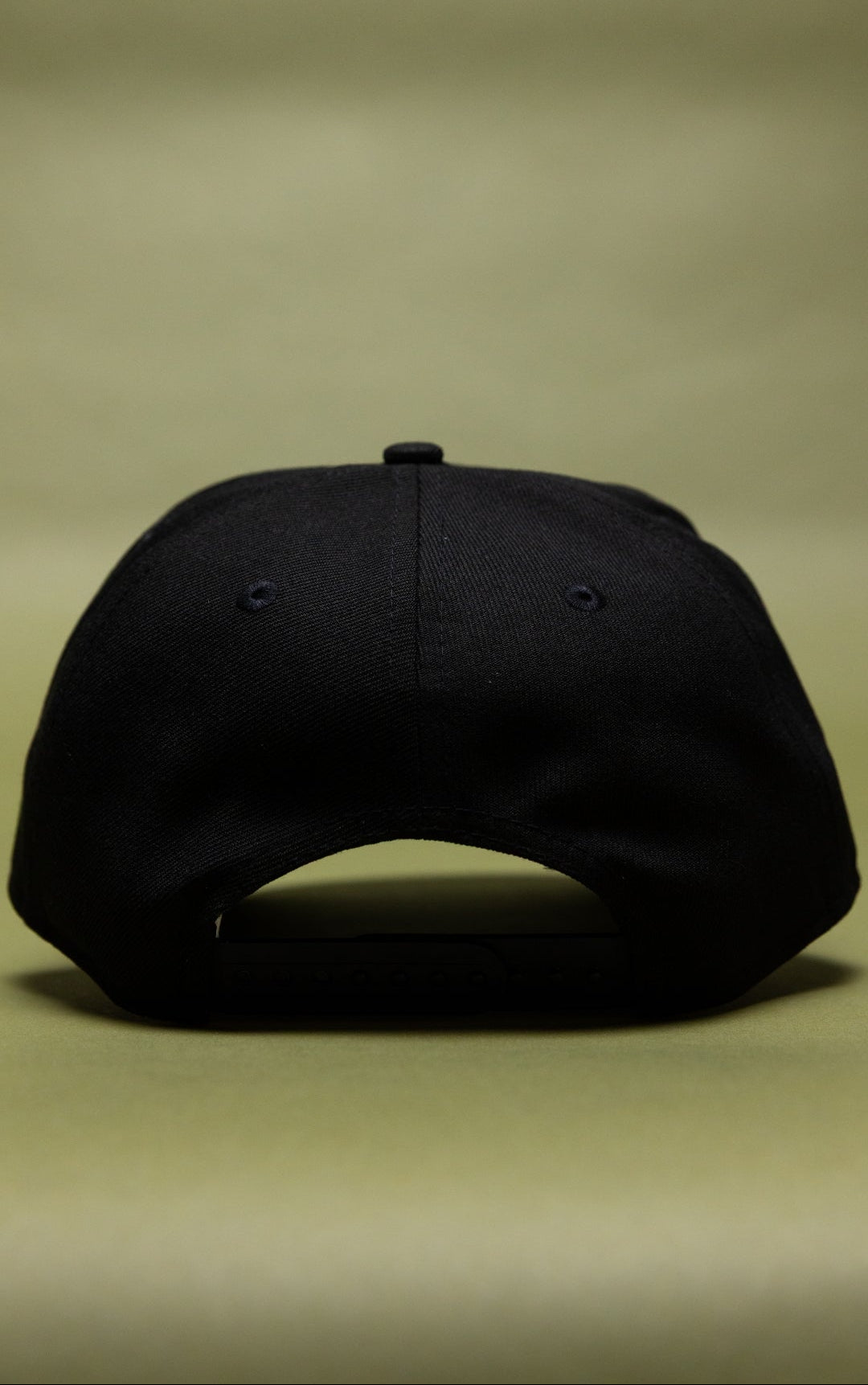 NEW ERA 9FIFTY A-FRAME BLACK ARIZONA DIAMONDBACKS SNAPBACK W/ 2001 WORLD SERIES SIDE PATCH