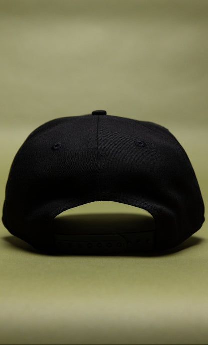 NEW ERA 9FIFTY A-FRAME BLACK SEATTLE MARINERS SNAPBACK W/ 40TH ANNIVERSARY SIDE PATCH