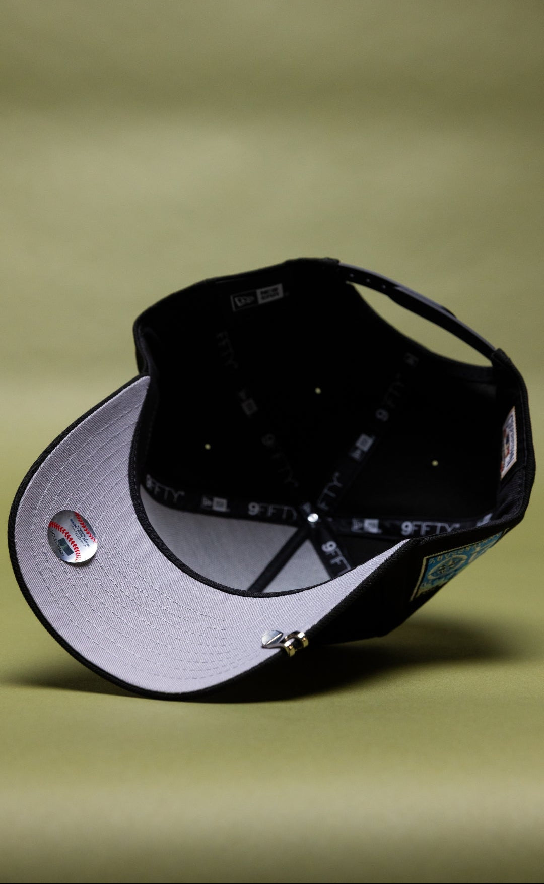 NEW ERA 9FIFTY A-FRAME BLACK SEATTLE MARINERS SNAPBACK W/ 40TH ANNIVERSARY SIDE PATCH
