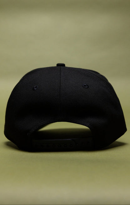 NEW ERA 9FIFTY A-FRAME BLACK LOS ANGELES DODGERS W/ 40TH ANNIVERSARY SIDE PATCH