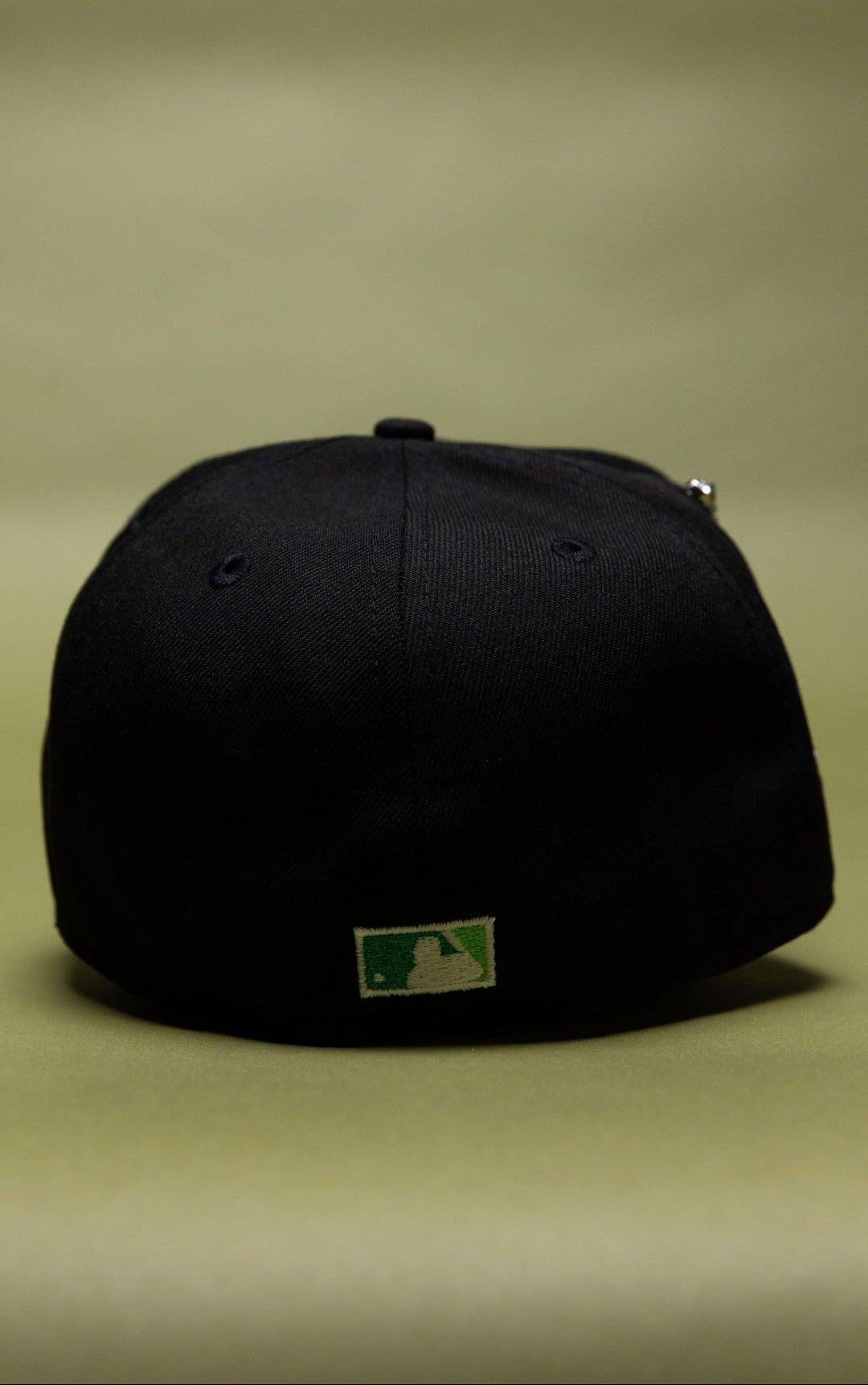 NEW ERA EXCLUSIVE 59FIFTY BLACK ATLANTA BRAVES W/ 2017 INAUGURAL SEASON SIDE PATCH