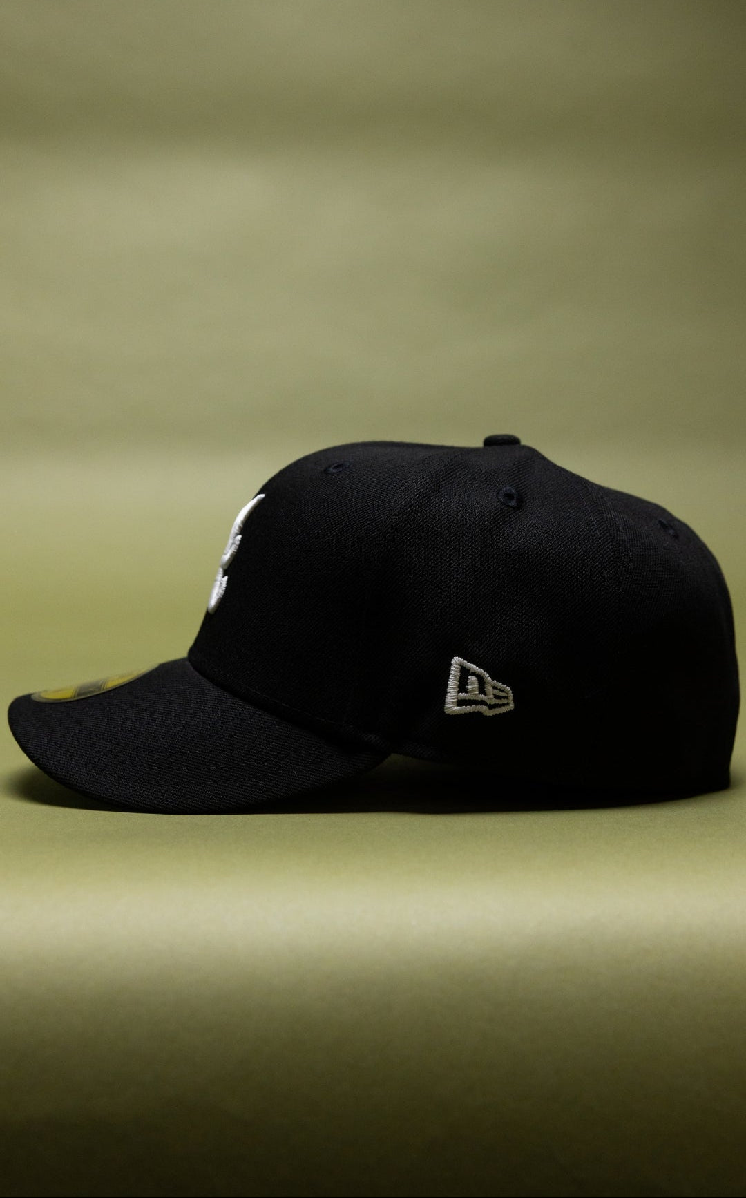 NEW ERA EXCLUSIVE 59FIFTY BLACK ATLANTA BRAVES W/ 2017 INAUGURAL SEASON SIDE PATCH