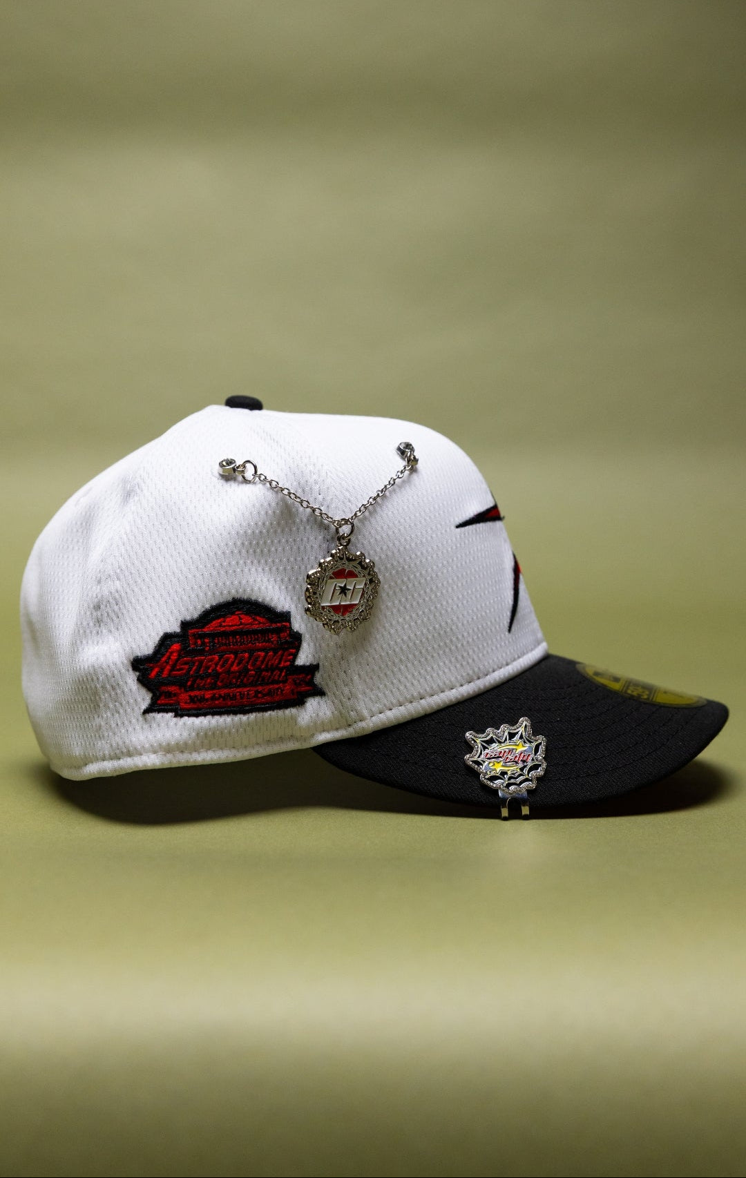 NEW ERA EXCLUSIVE 59FIFTY PEARL WHITE HOUSTON ASTROS W/ ASTRODOME SIDE PATCH