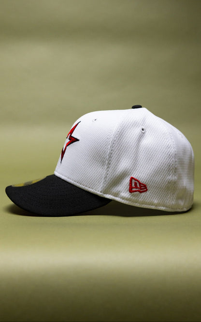 NEW ERA EXCLUSIVE 59FIFTY PEARL WHITE HOUSTON ASTROS W/ ASTRODOME SIDE PATCH