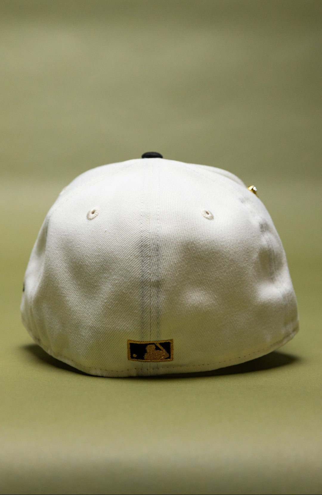 NEW ERA EXCLUSIVE 59FIFTY CHROME/BLACK LOS ANGELES DODGERS W/ HEART + 60TH ANNIVERSARY SIDE PATCH