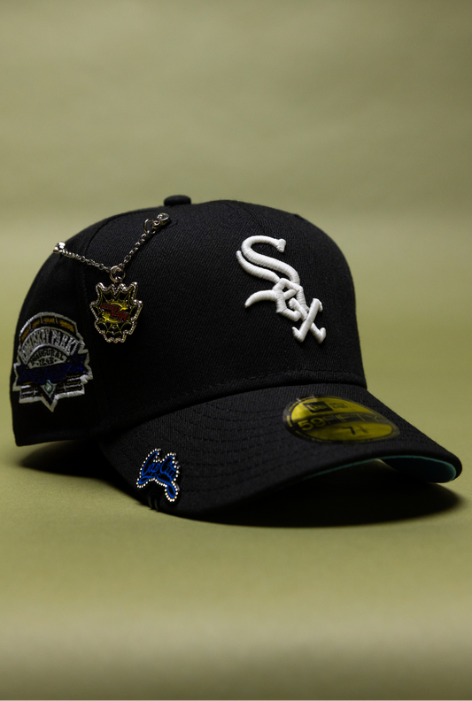NEW ERA EXCLUSIVE 59FIFTY BLACK CHICAGO WHITE SOX W/ COMISKEY PARK SIDE PATCH