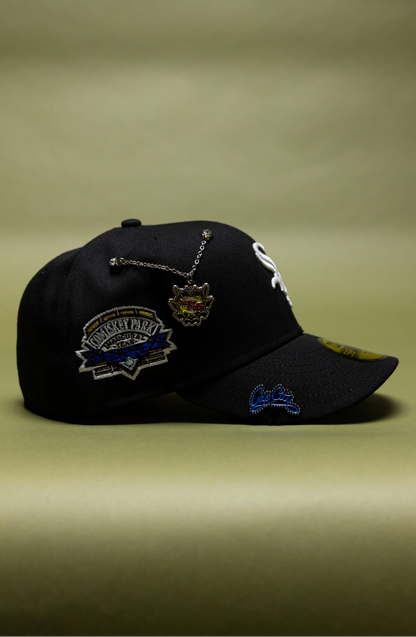 NEW ERA EXCLUSIVE 59FIFTY BLACK CHICAGO WHITE SOX W/ COMISKEY PARK SIDE PATCH