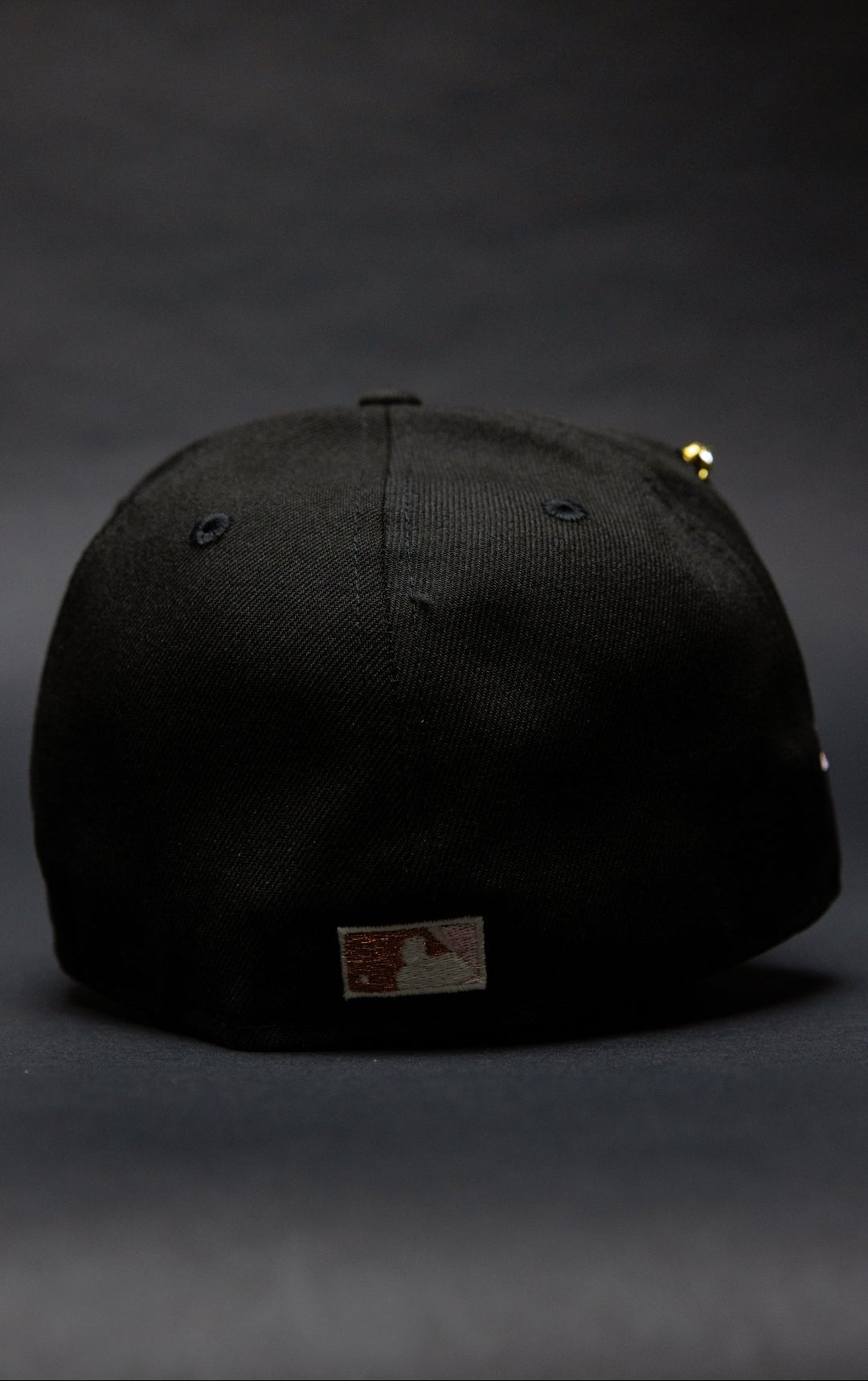 NEW ERA EXCLUSIVE 59FIFTY BLACK OAKLAND ATHLETICS W/ "BATTLE OF THE BAY" SIDE PATCH