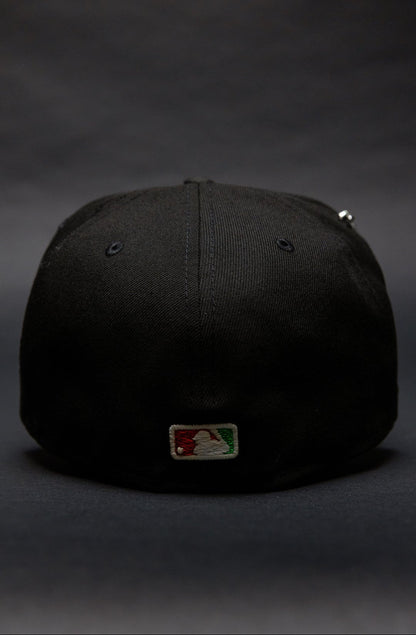 NEW ERA EXCLUSIVE 59FIFTY BLACK TEXAS RANGERS W/ TEXAS STATE FLAG SIDE PATCH