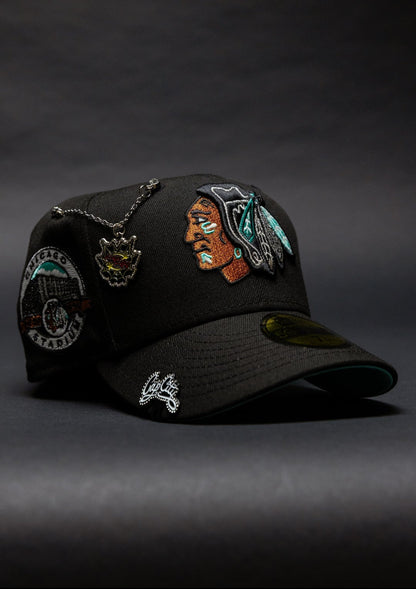 NEW ERA EXCLUSIVE 59FIFTY BLACK CHICAGO BLACKHAWKS W/ CHICAGO STADIUM SIDE PATCH