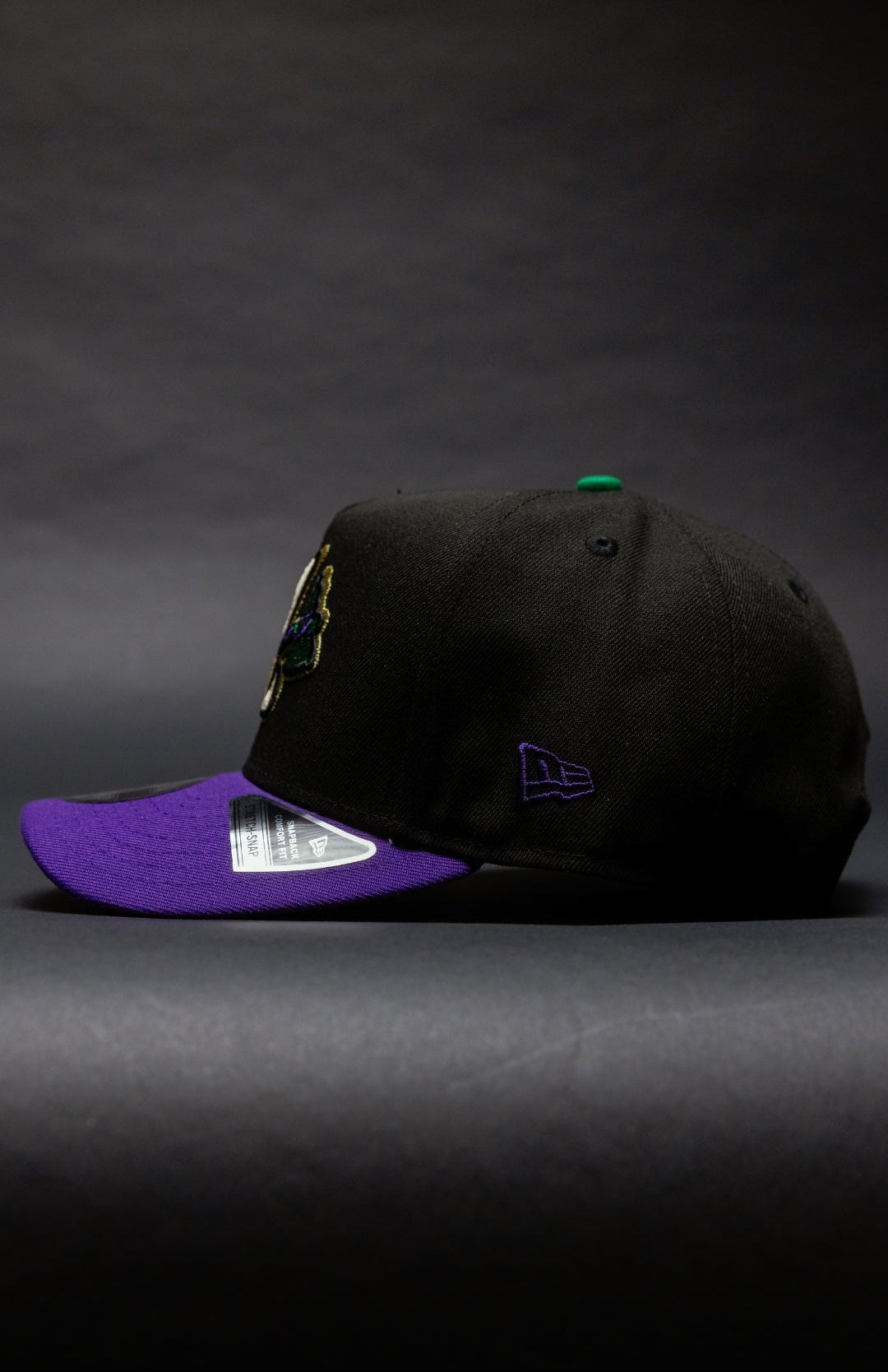 NEW ERA 9FIFTY A-FRAME BLACK/PURPLE ATLANTA BRAVES SNAPBACK W/ 2000 ALL STAR GAME SIDE PATCH