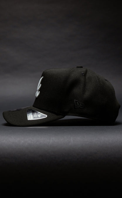 NEW ERA 9FIFTY A-FRAME BLACK ATLANTA BRAVES SNAPBACK W/ 1992 WORLD SERIES SIDE PATCH